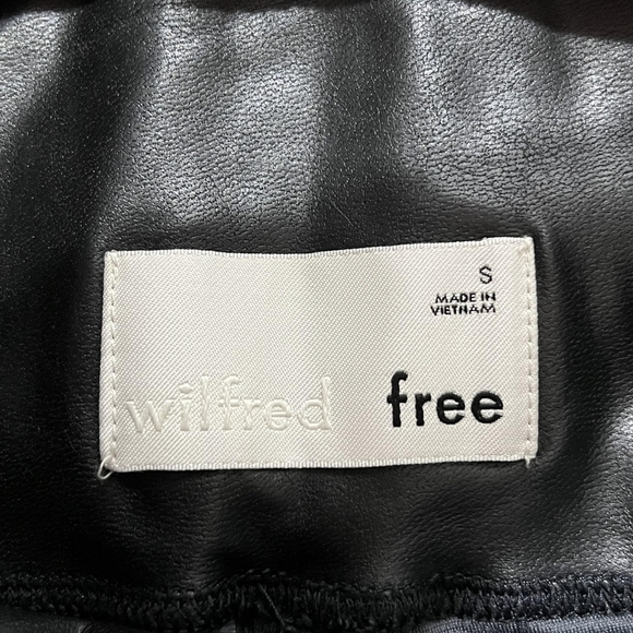 Wilfred Black High-Waisted Leggings - Picture 4 of 5